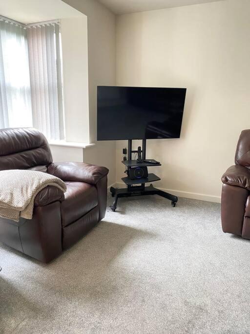 4-Room Detached Furnished Home With Parking Leicester Exteriör bild