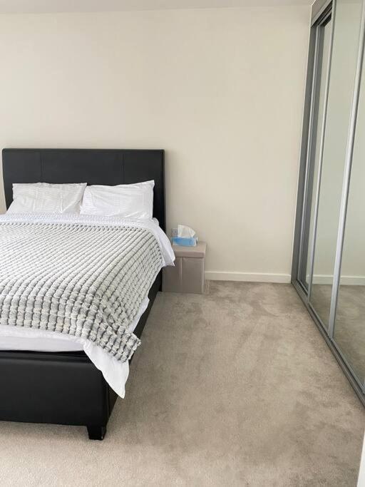 4-Room Detached Furnished Home With Parking Leicester Exteriör bild